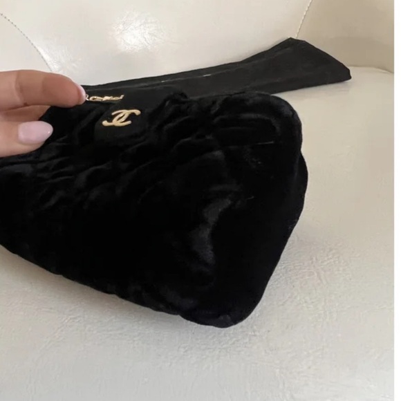 💯 Chanel mini pouch / bag with a Chanel chain - Picture 6 of 8